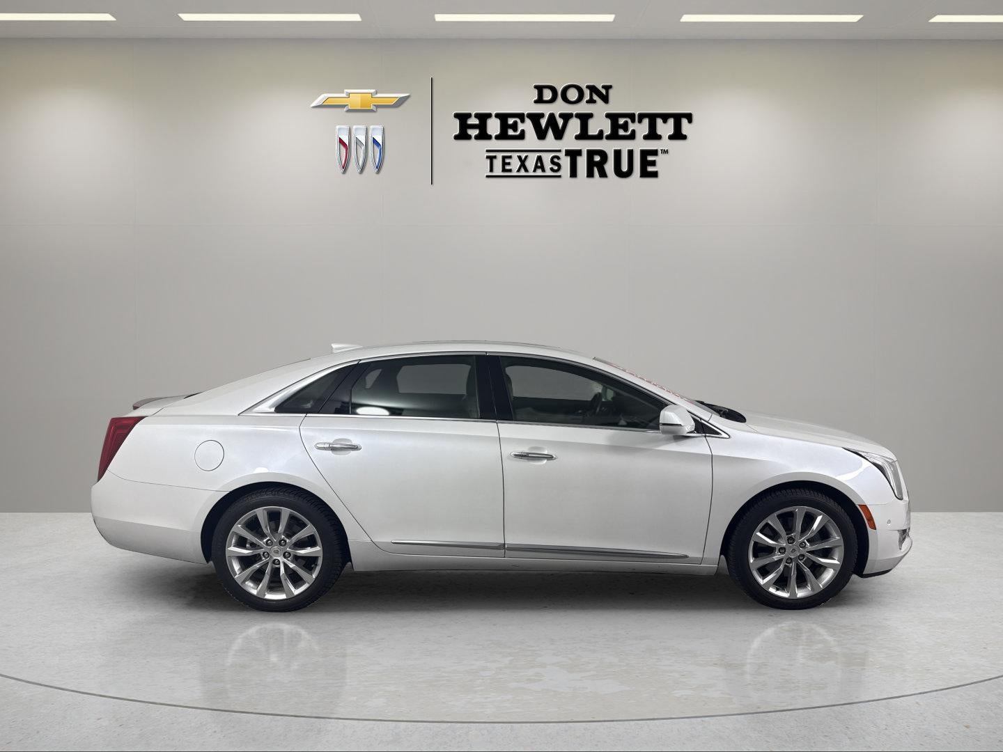 2016 Cadillac XTS Luxury Collection