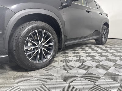 2025 Lexus NX 350h Luxury