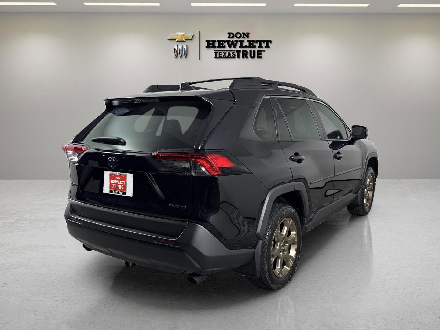 2024 Toyota RAV4 Hybrid LE