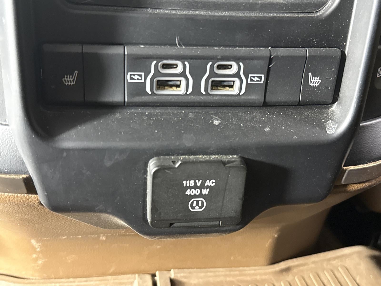 2022 RAM 3500 Limited Longhorn Crew Cab 4x4 8' Box