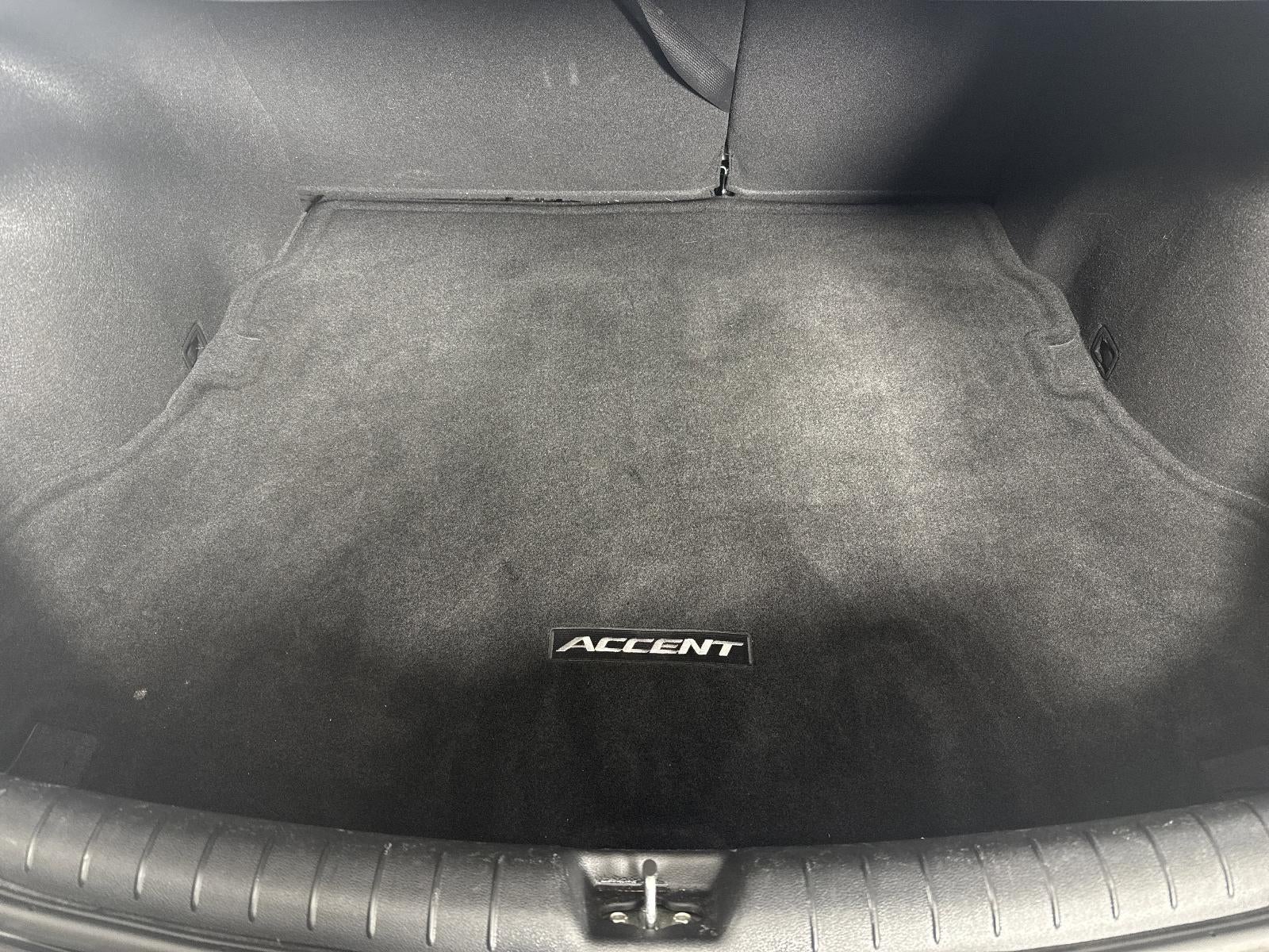 2022 Hyundai Accent SE