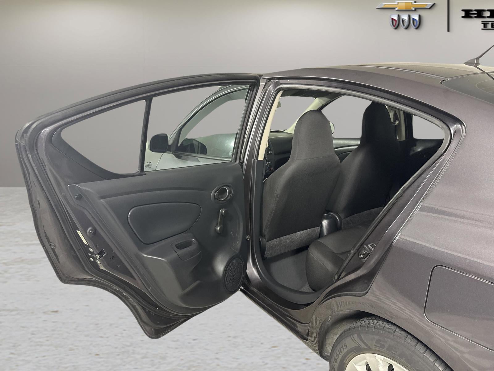2015 Nissan Versa S Plus