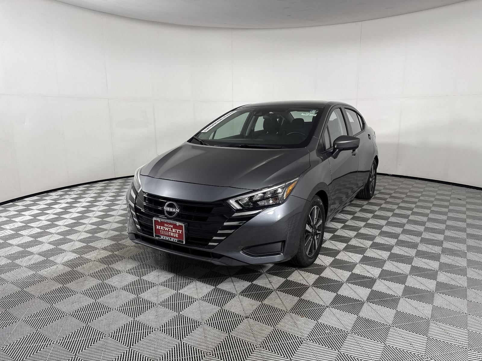 2025 Nissan Versa SV
