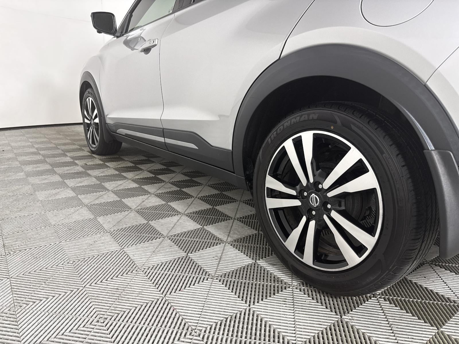 2019 Nissan Kicks SR