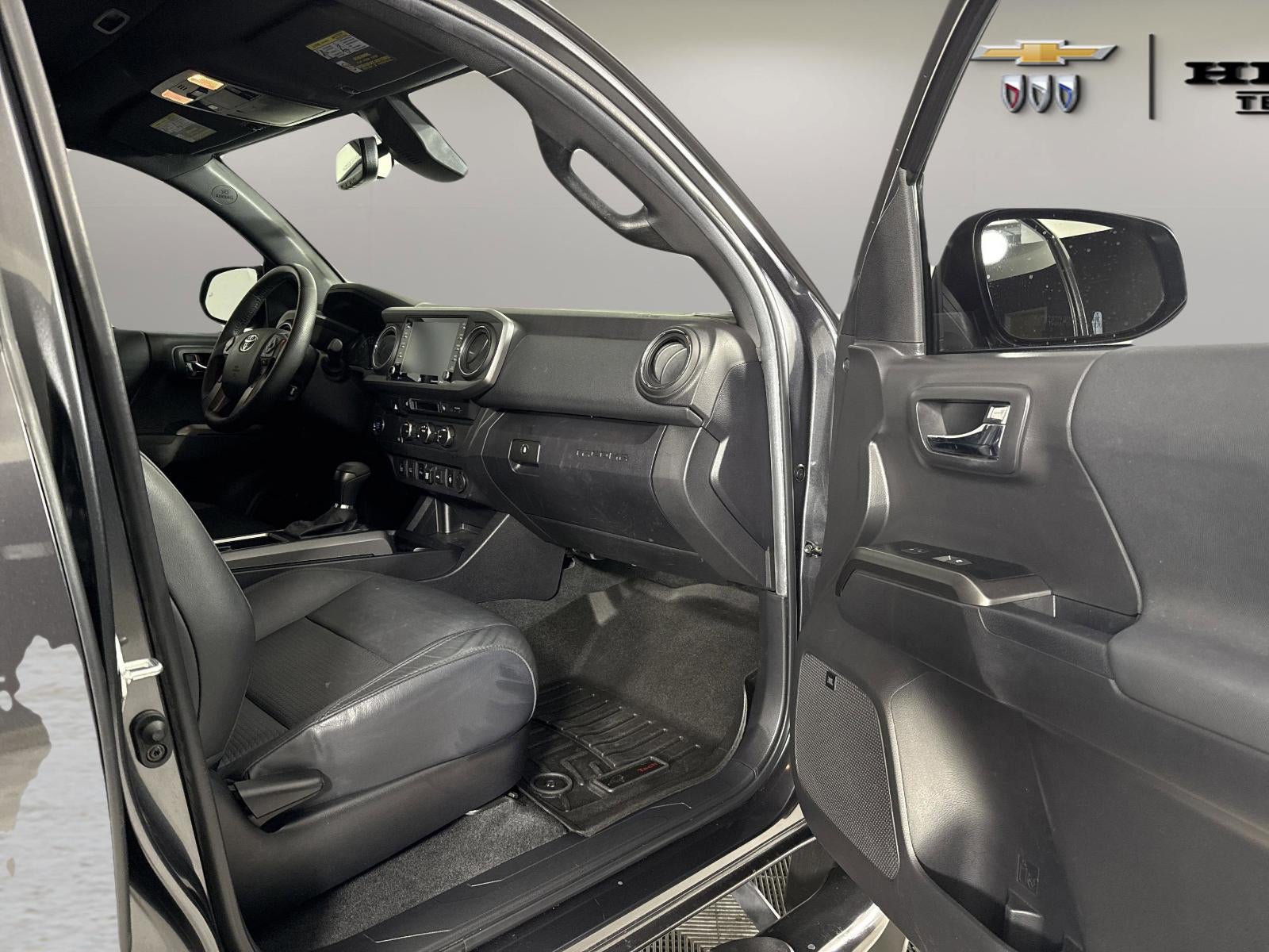 2022 Toyota Tacoma 2WD SR5