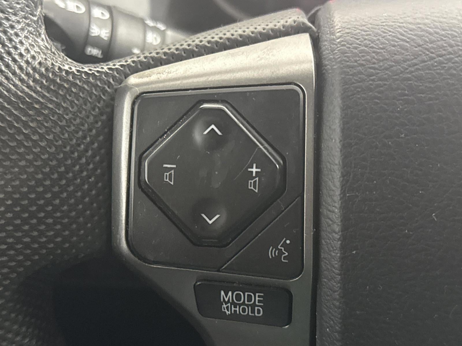 2020 Toyota Tacoma 4WD SR5