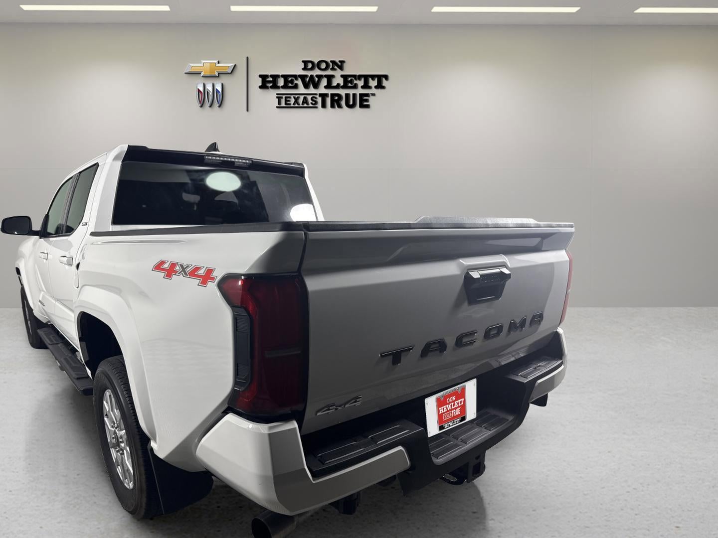 2024 Toyota Tacoma 4WD SR5