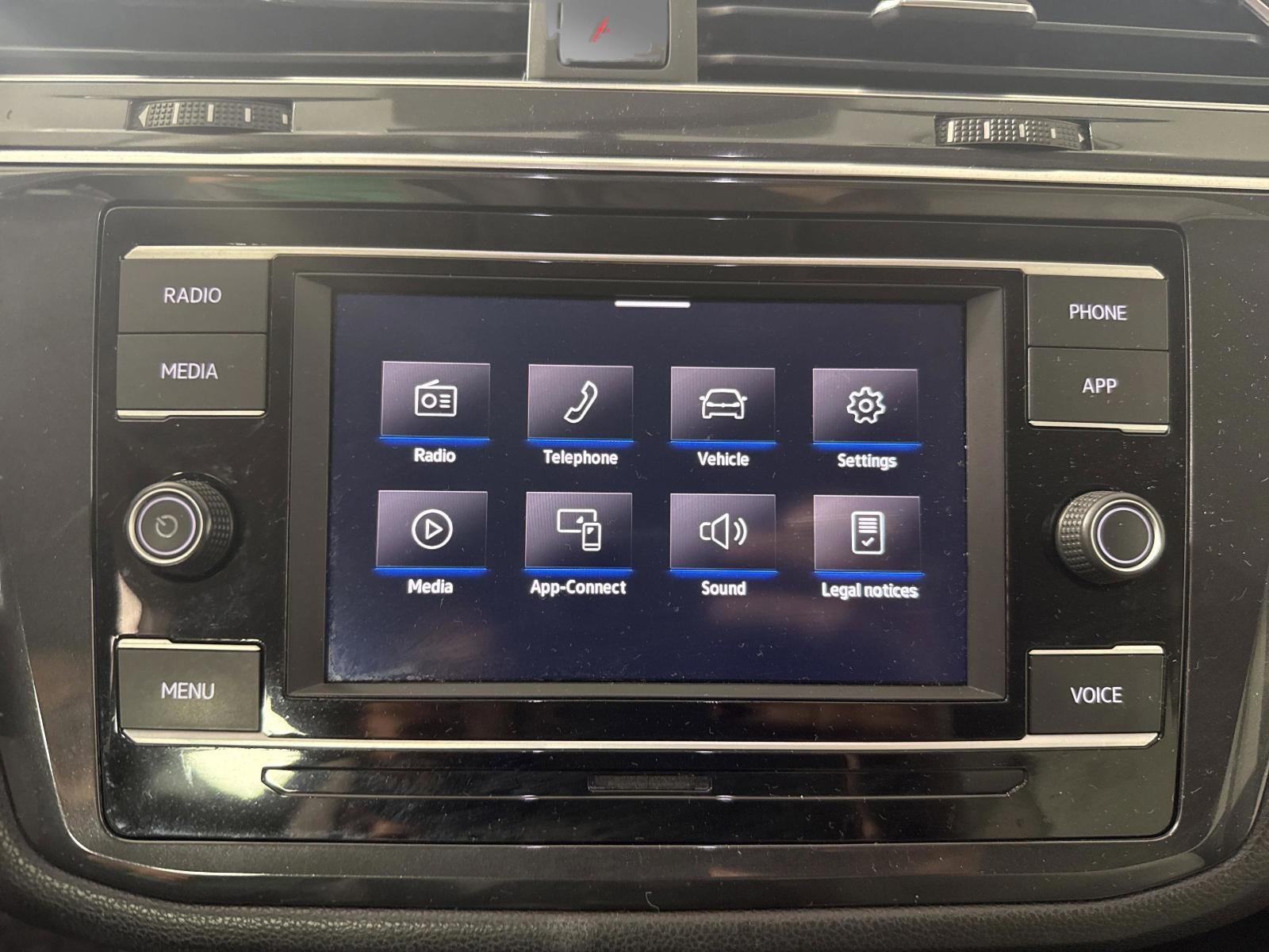 2022 Volkswagen Tiguan S