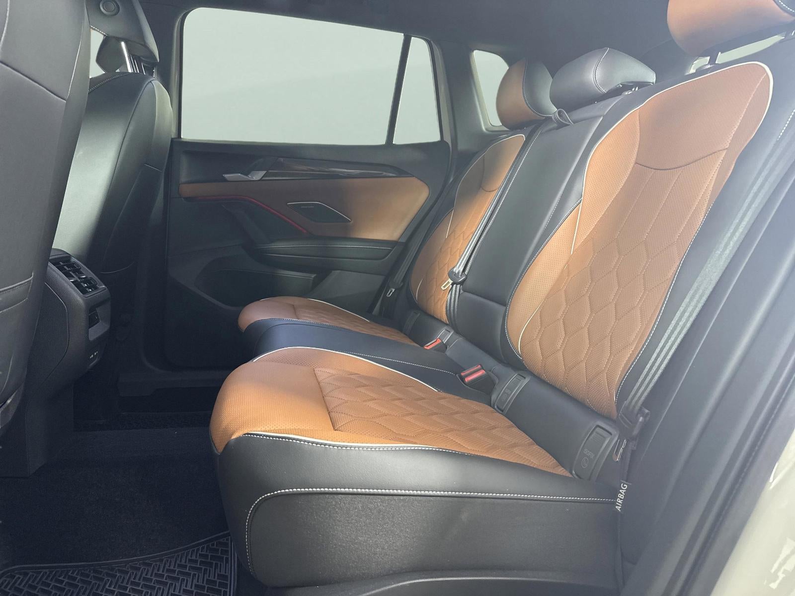 2025 Volkswagen Tiguan SEL R-Line