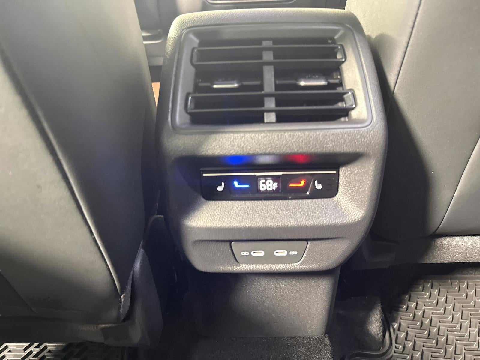 2025 Volkswagen Tiguan SEL R-Line