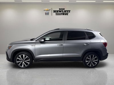 2022 Volkswagen Taos SE