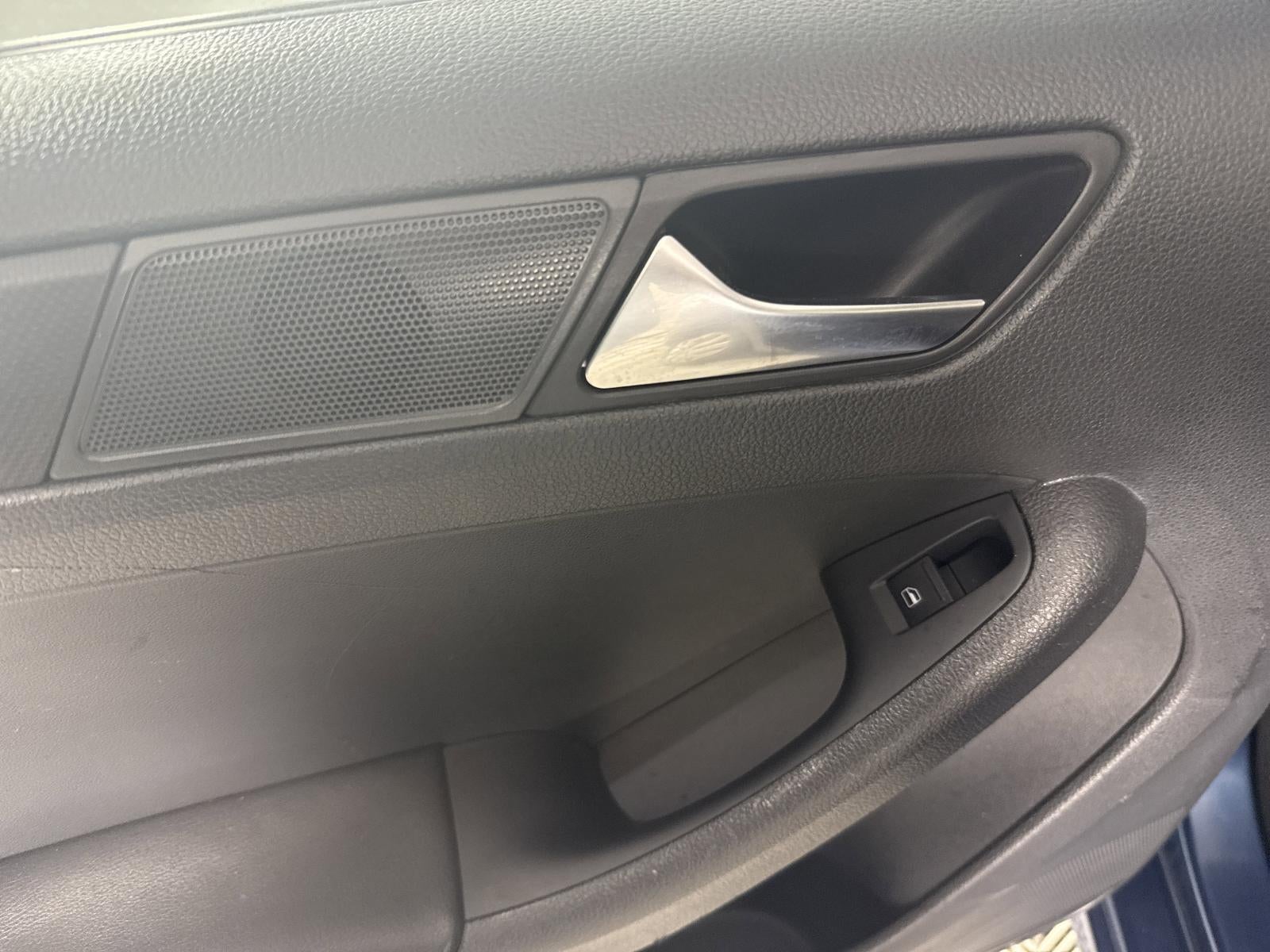 2015 Volkswagen Jetta 2.0L S