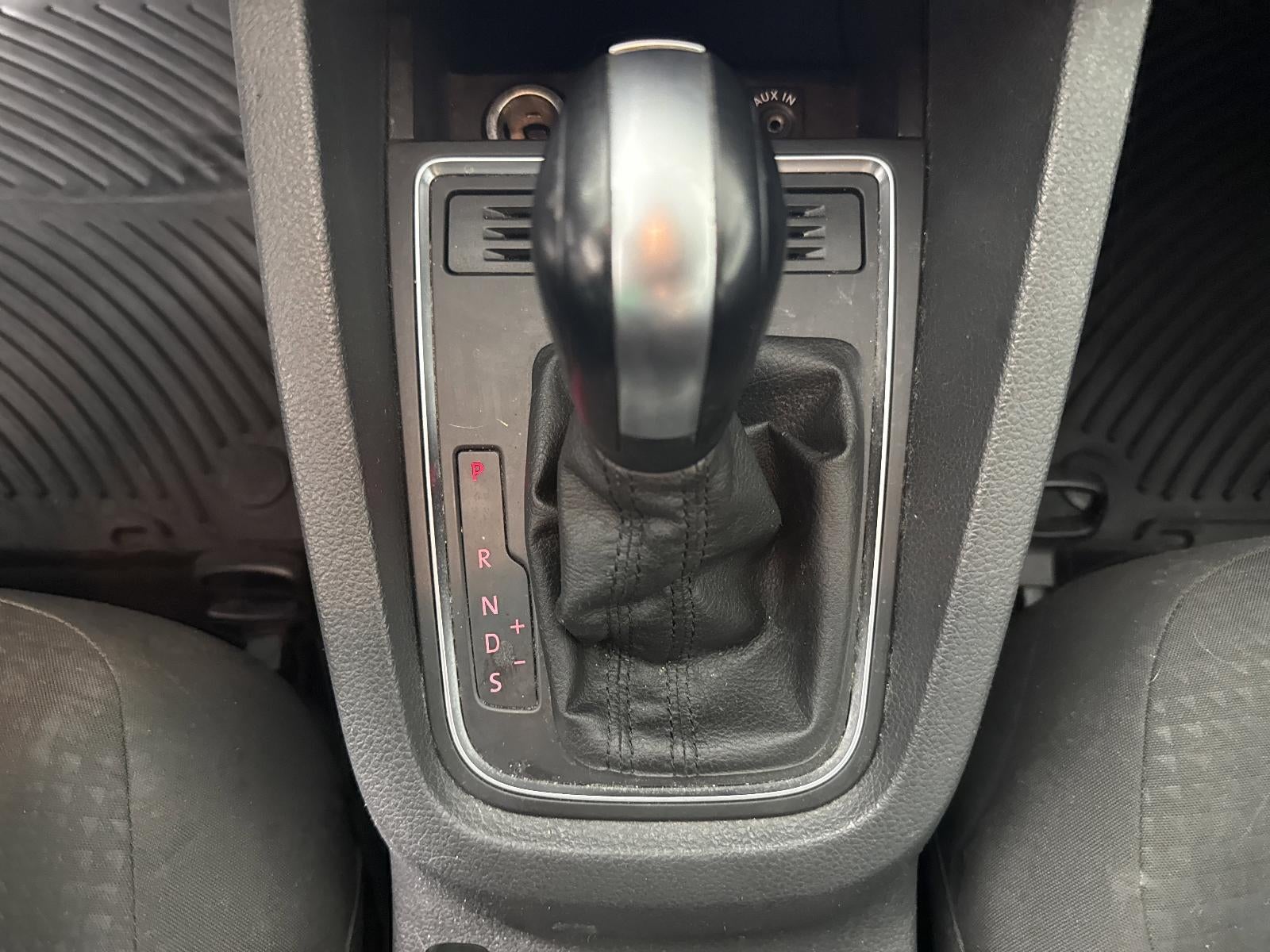 2015 Volkswagen Jetta 2.0L S