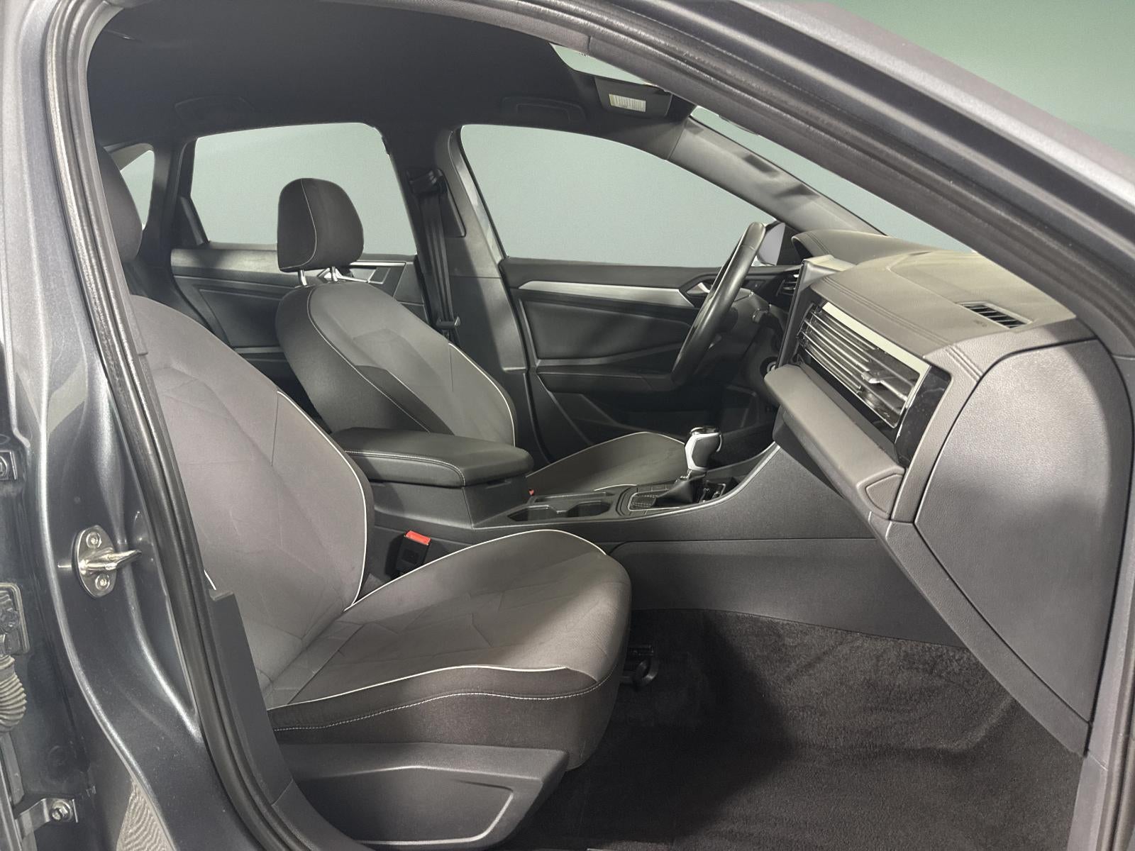 2025 Volkswagen Jetta Sport