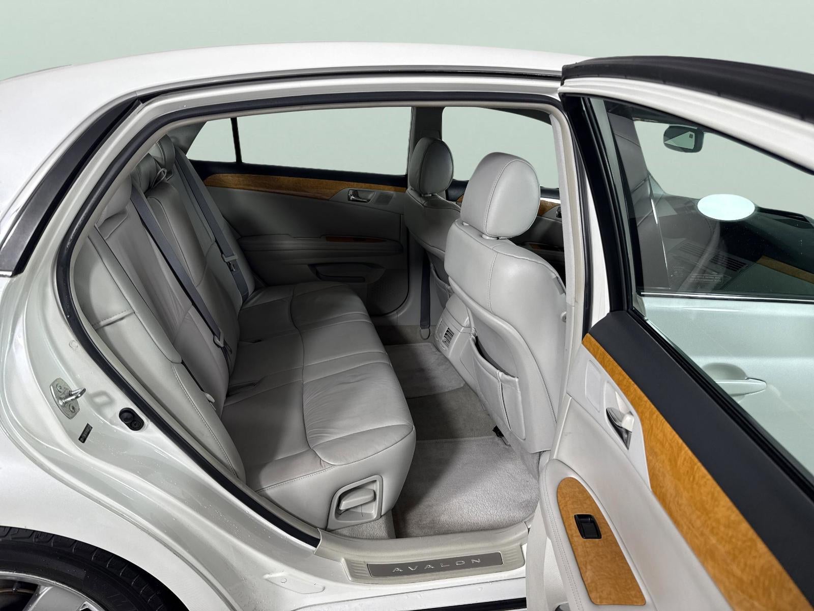 2006 Toyota Avalon XL