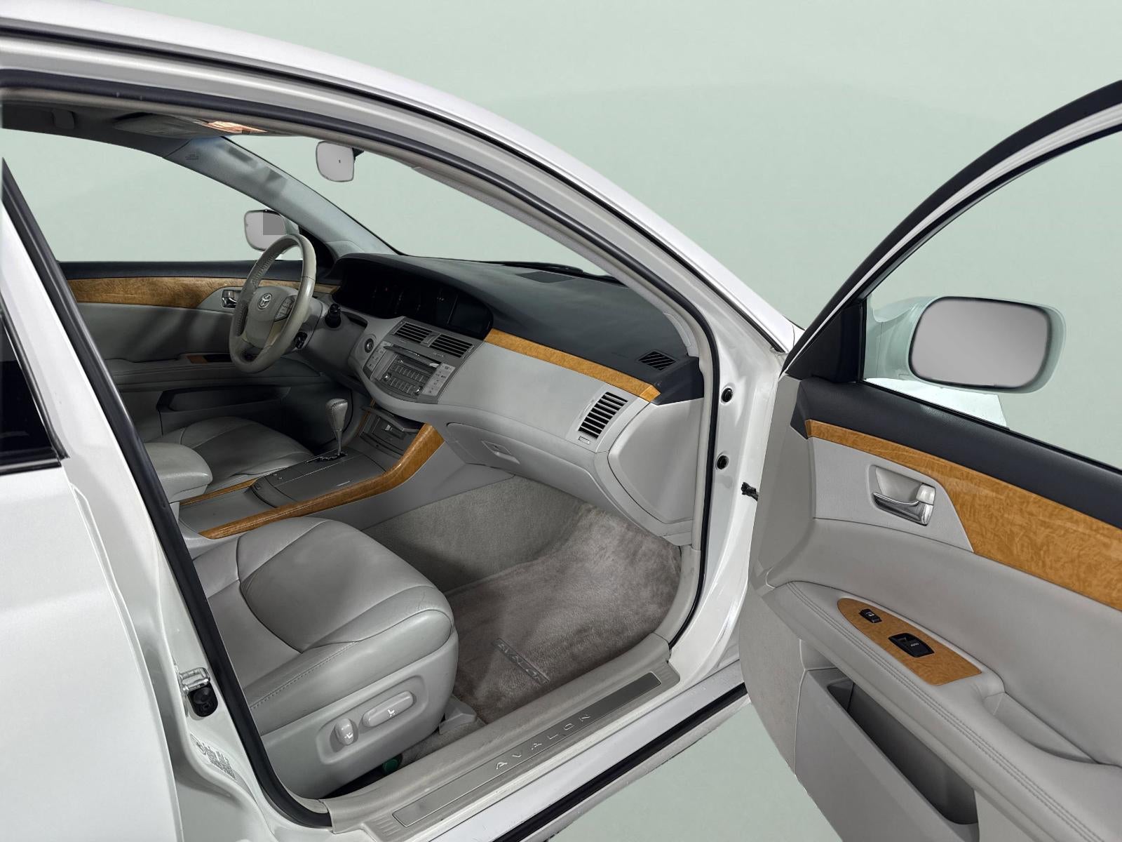 2006 Toyota Avalon XL