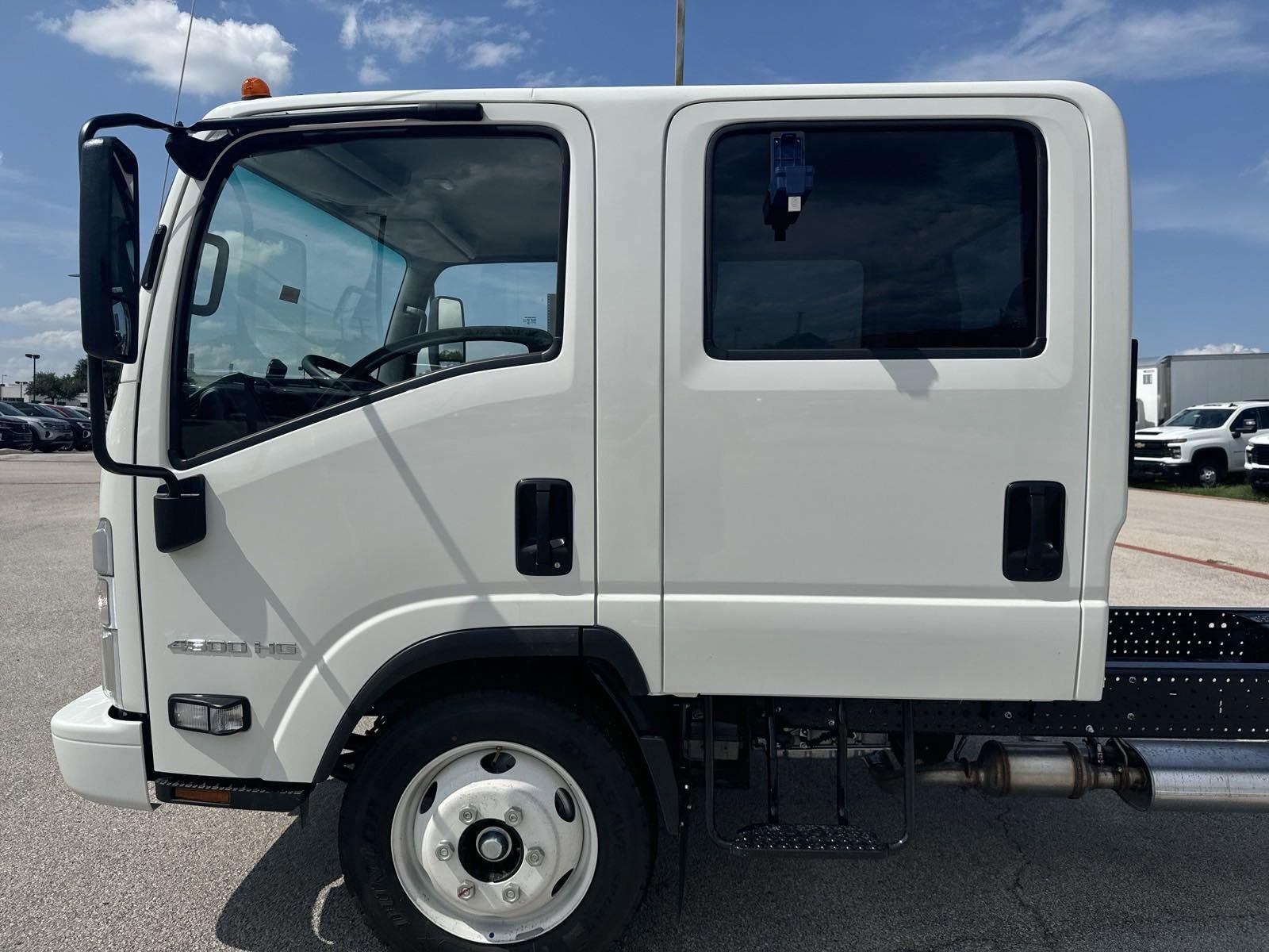 2025 Chevrolet Low Cab Forward 4500 NA