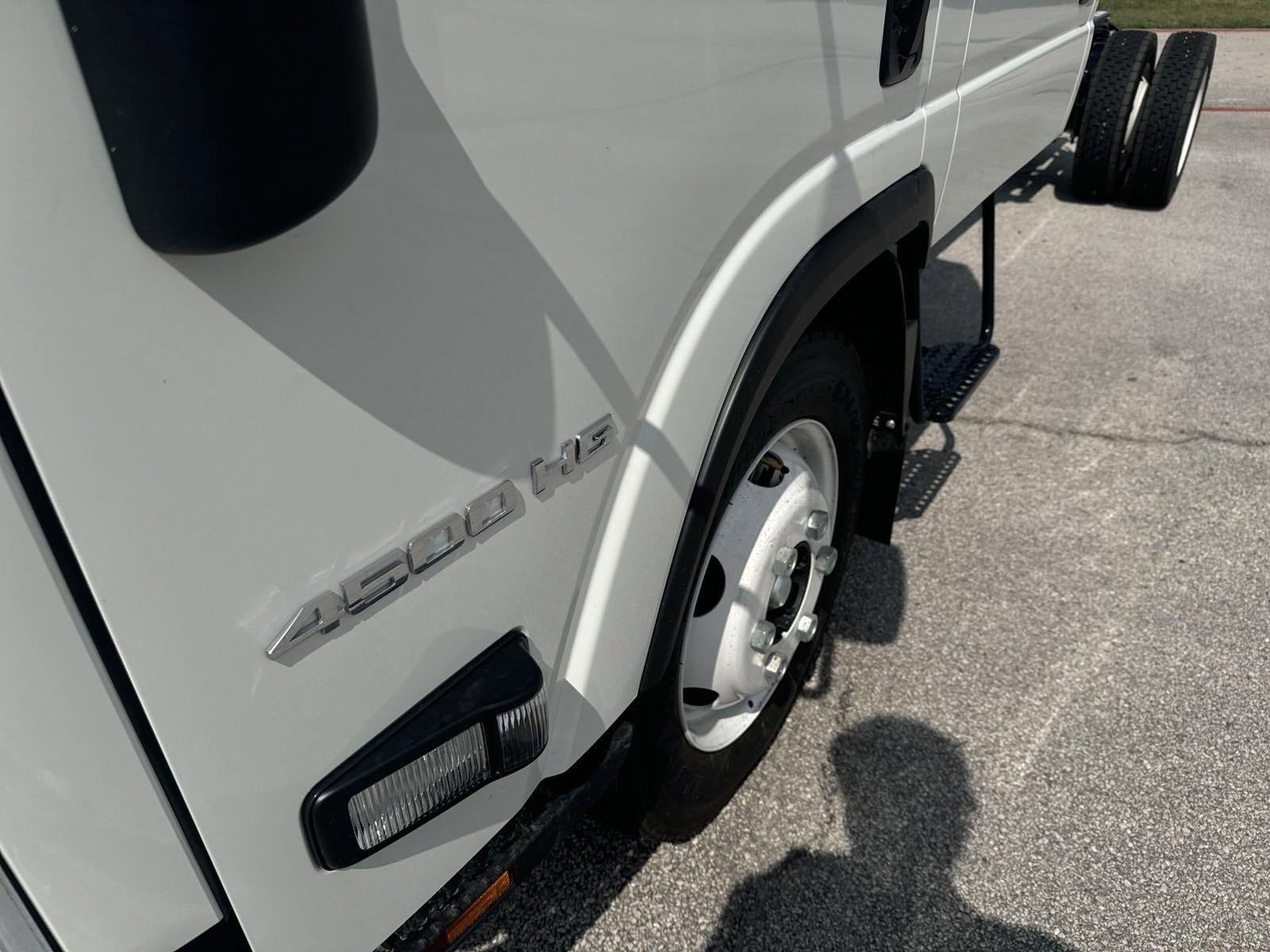 2025 Chevrolet Low Cab Forward 4500 NA