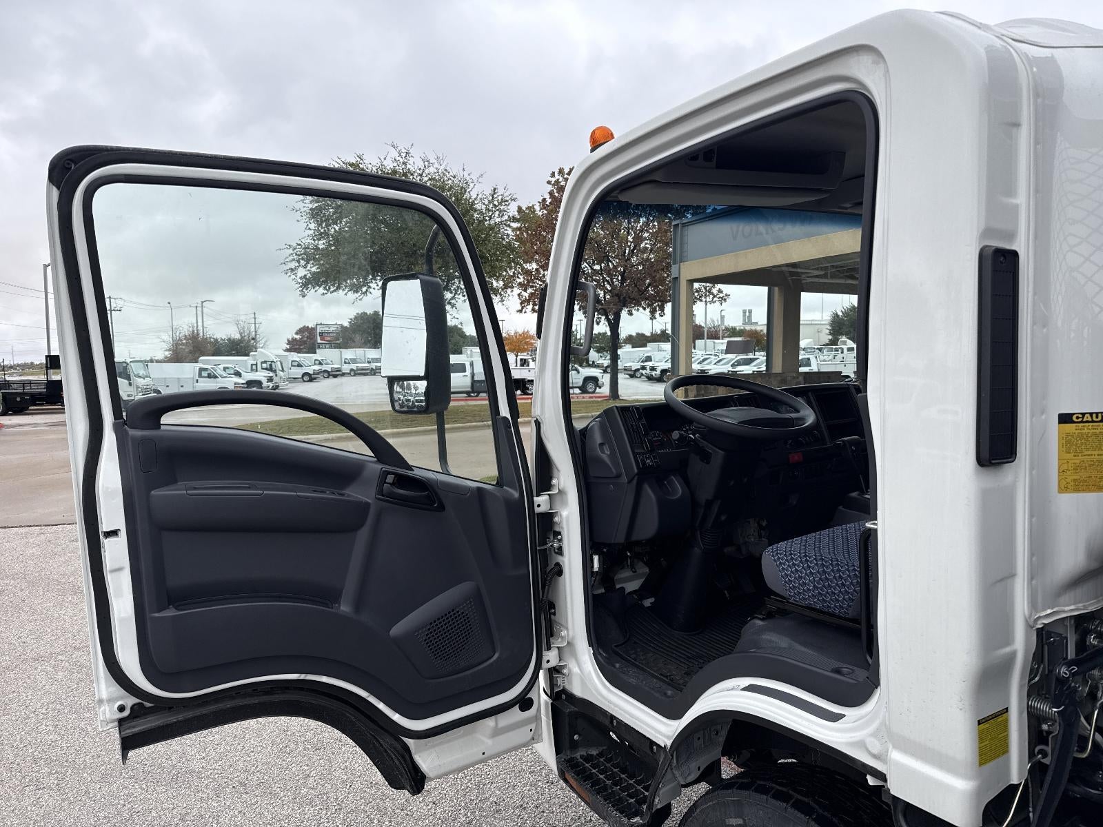 2025 Chevrolet Low Cab Forward 5500 XG NA