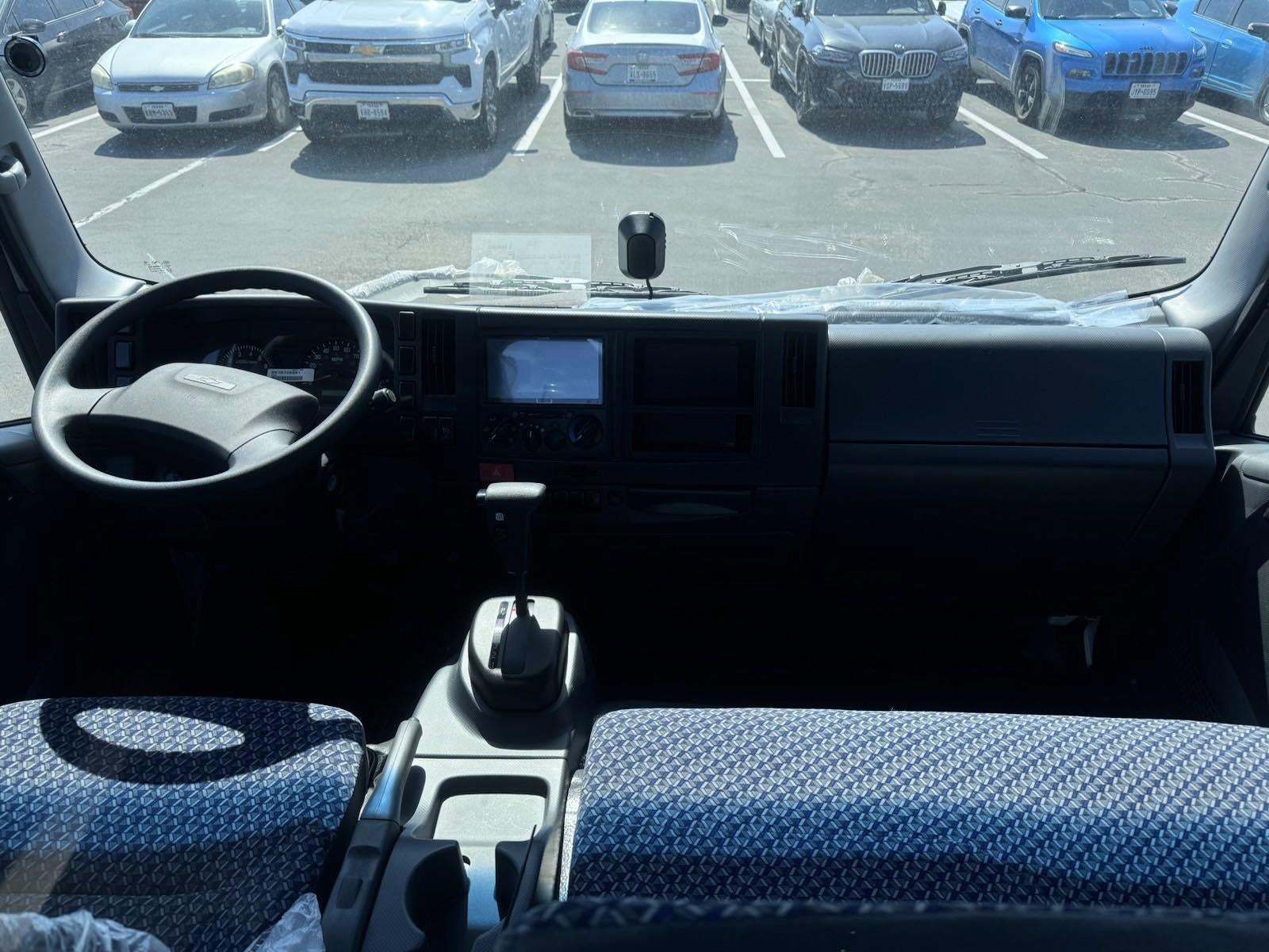 2025 Chevrolet Low Cab Forward 5500 XG 1WT