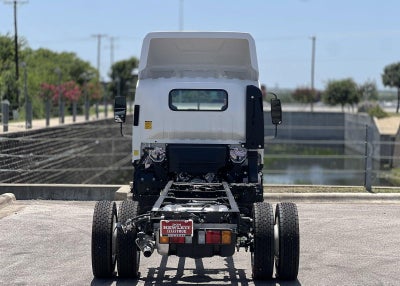2025 Chevrolet Low Cab Forward 5500 XG NA