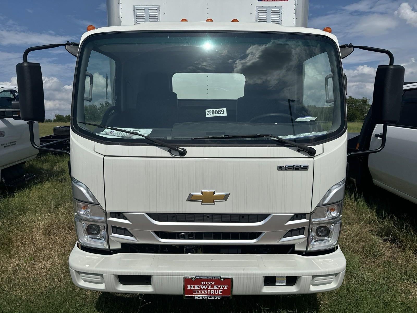 2025 Chevrolet Low Cab Forward 5500 XG NA