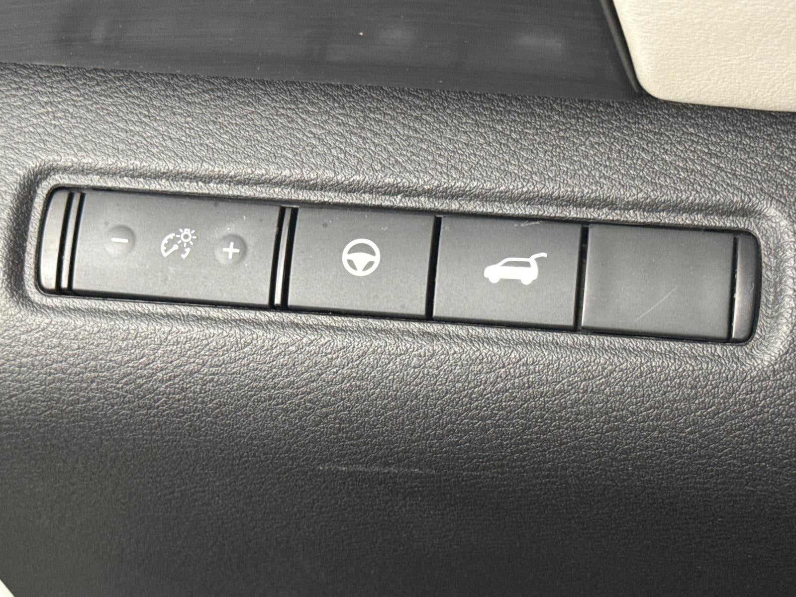 2024 Nissan Pathfinder SL FWD