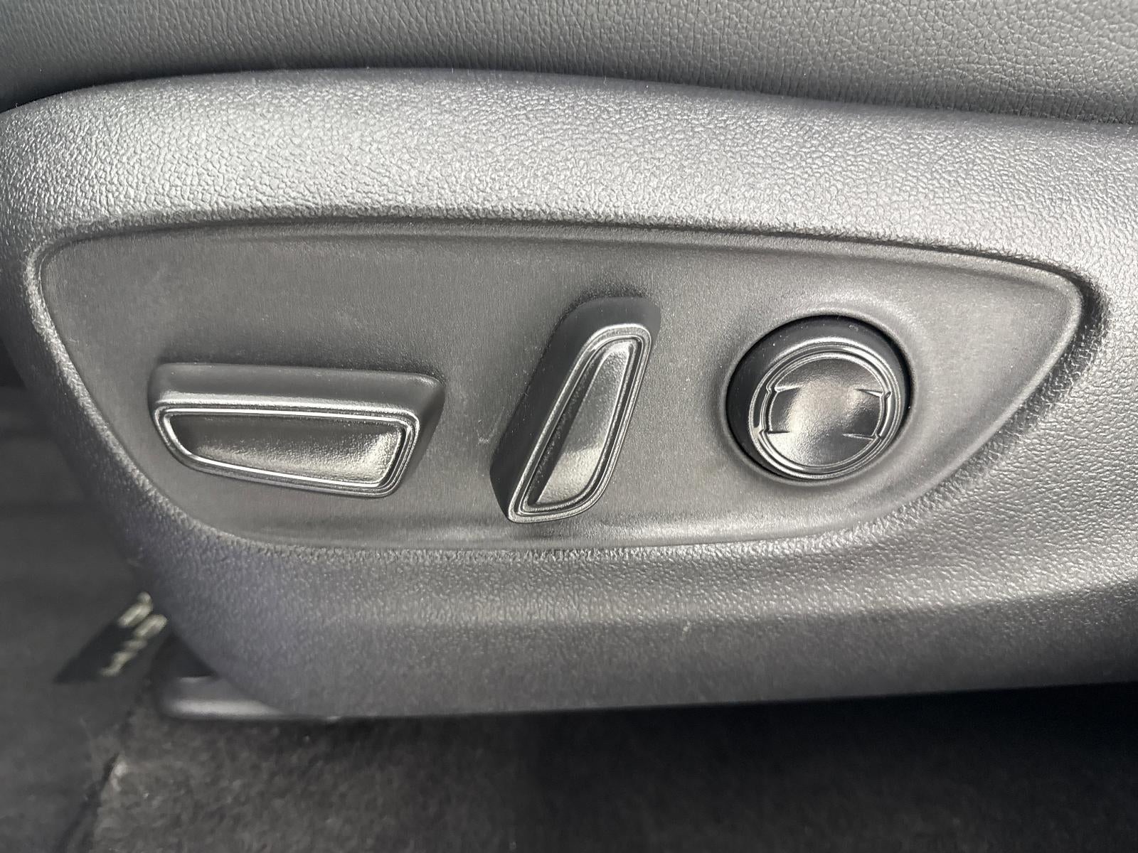 2026 Toyota Grand Highlander LE