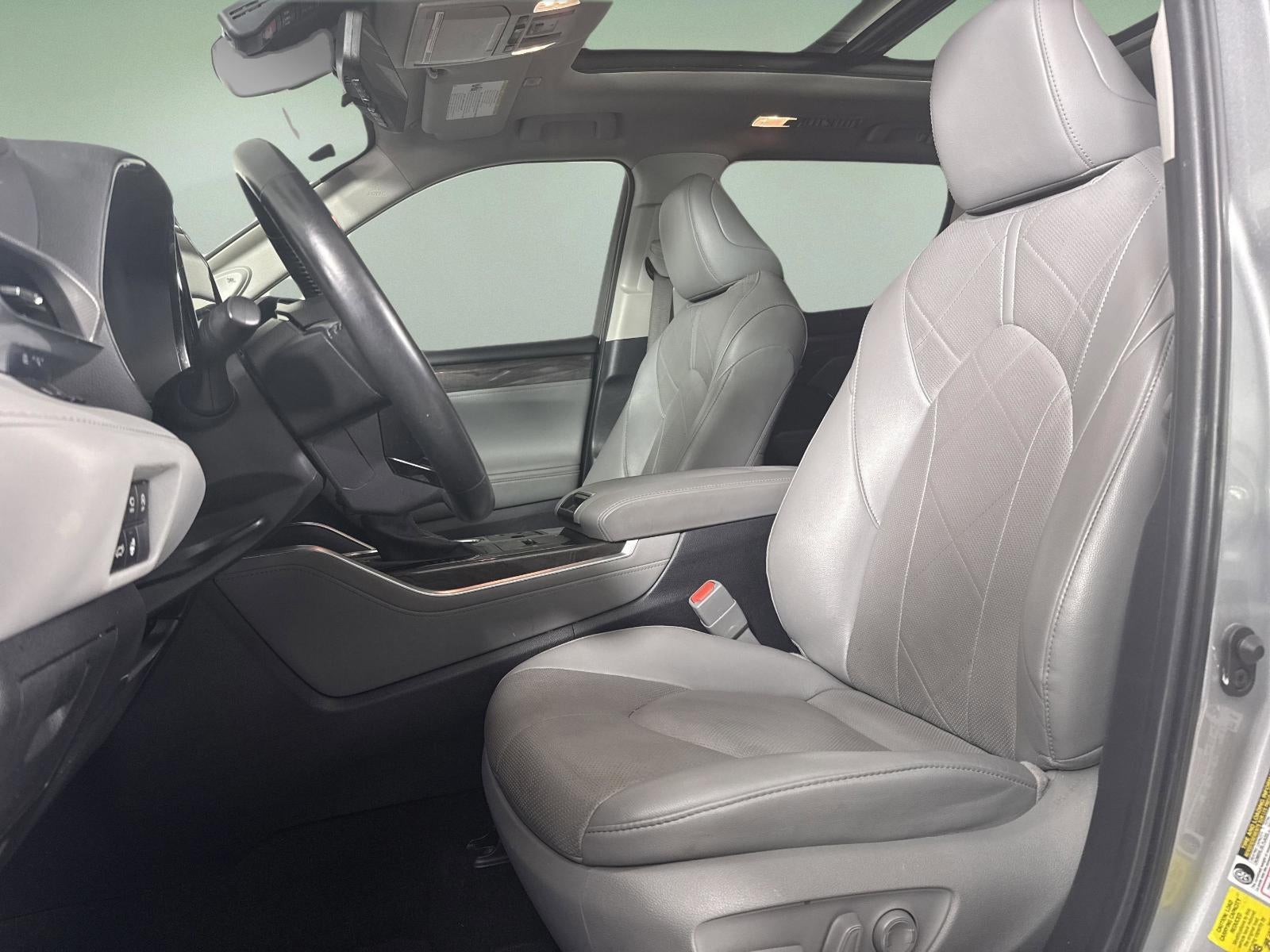 2024 Toyota Highlander Platinum
