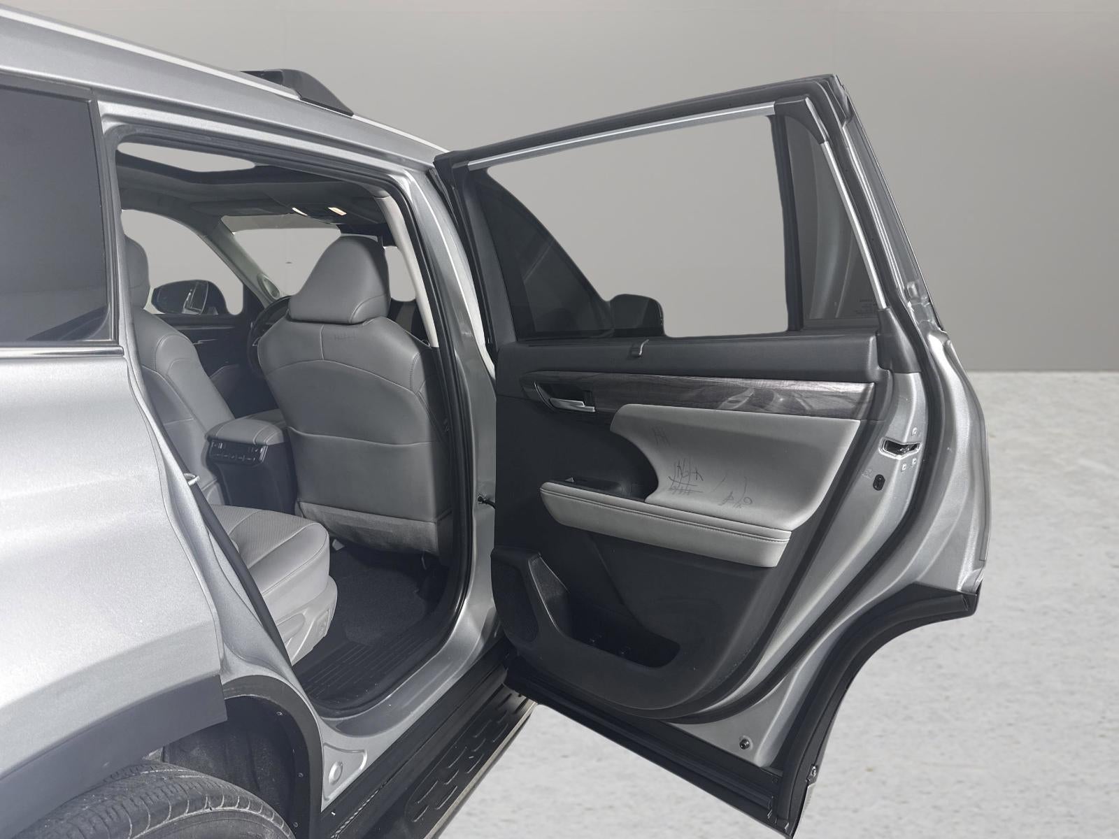 2024 Toyota Highlander Platinum