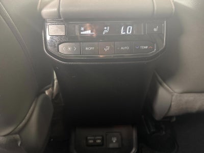 2024 Toyota Highlander Platinum