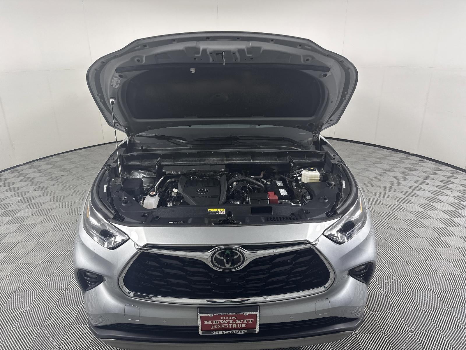 2024 Toyota Highlander Platinum