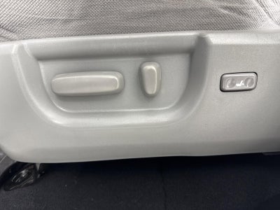 2013 Toyota Tundra 4WD Truck Grade