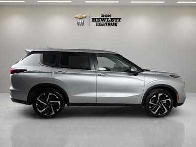 2022 Mitsubishi Outlander SE