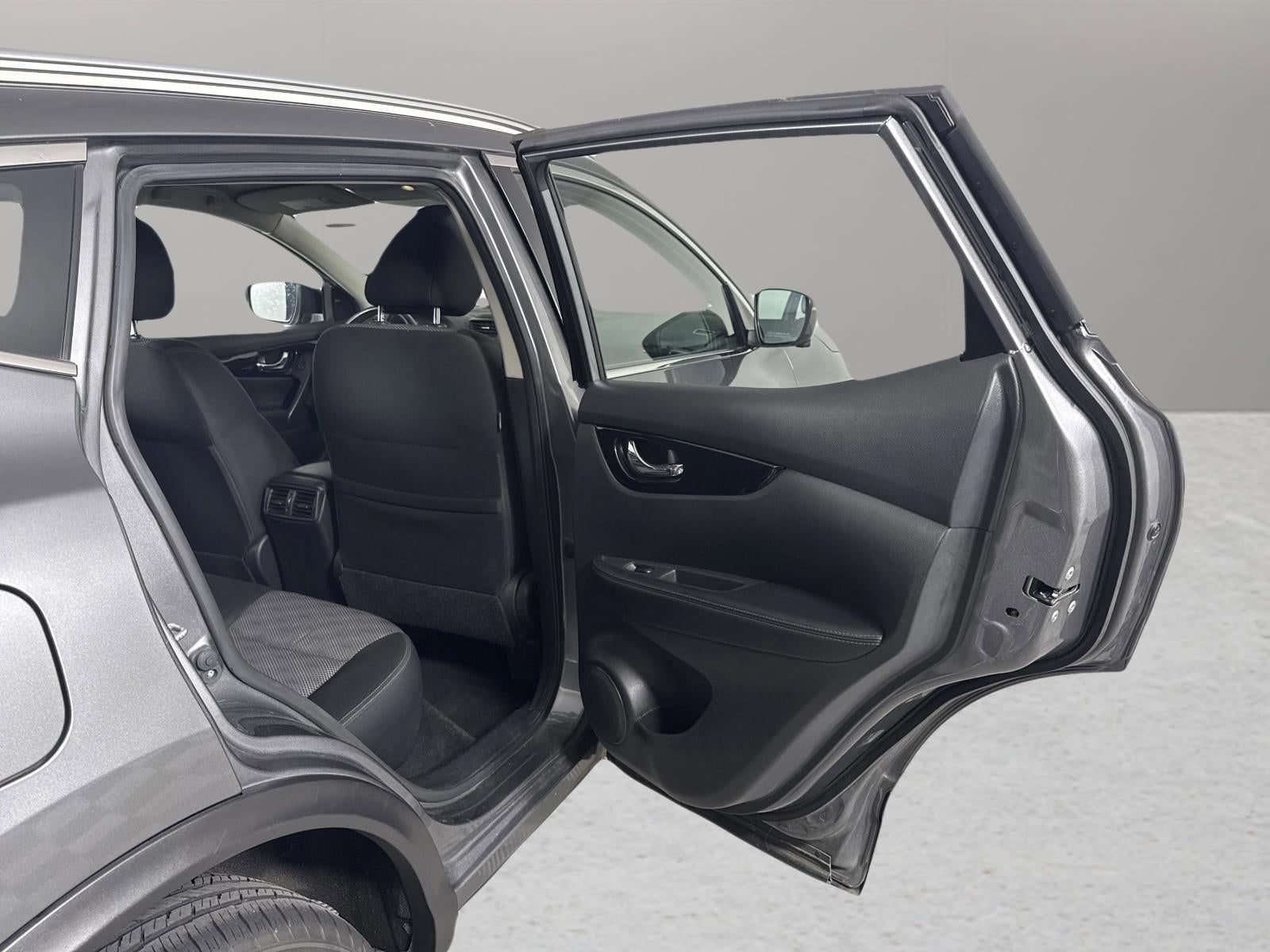 2017 Nissan Rogue Sport SV