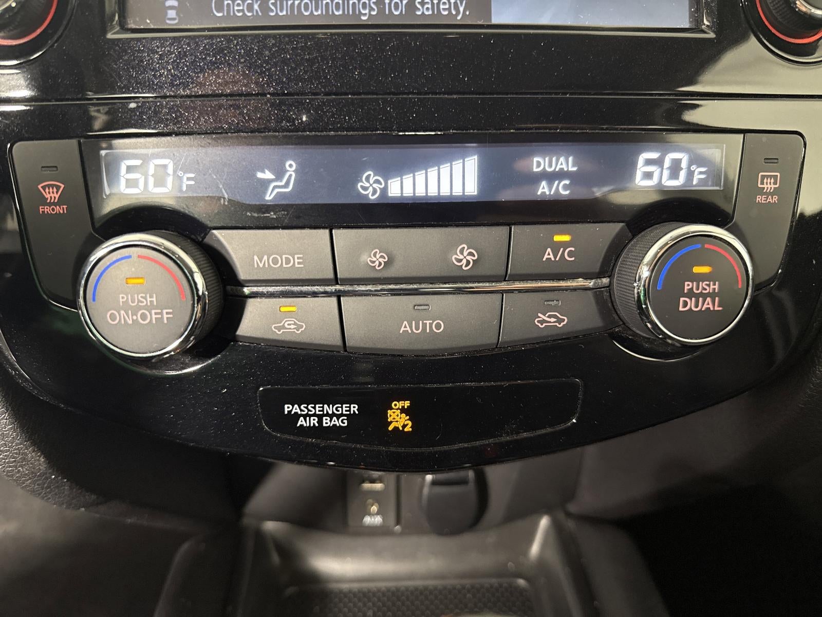 2017 Nissan Rogue Sport SV