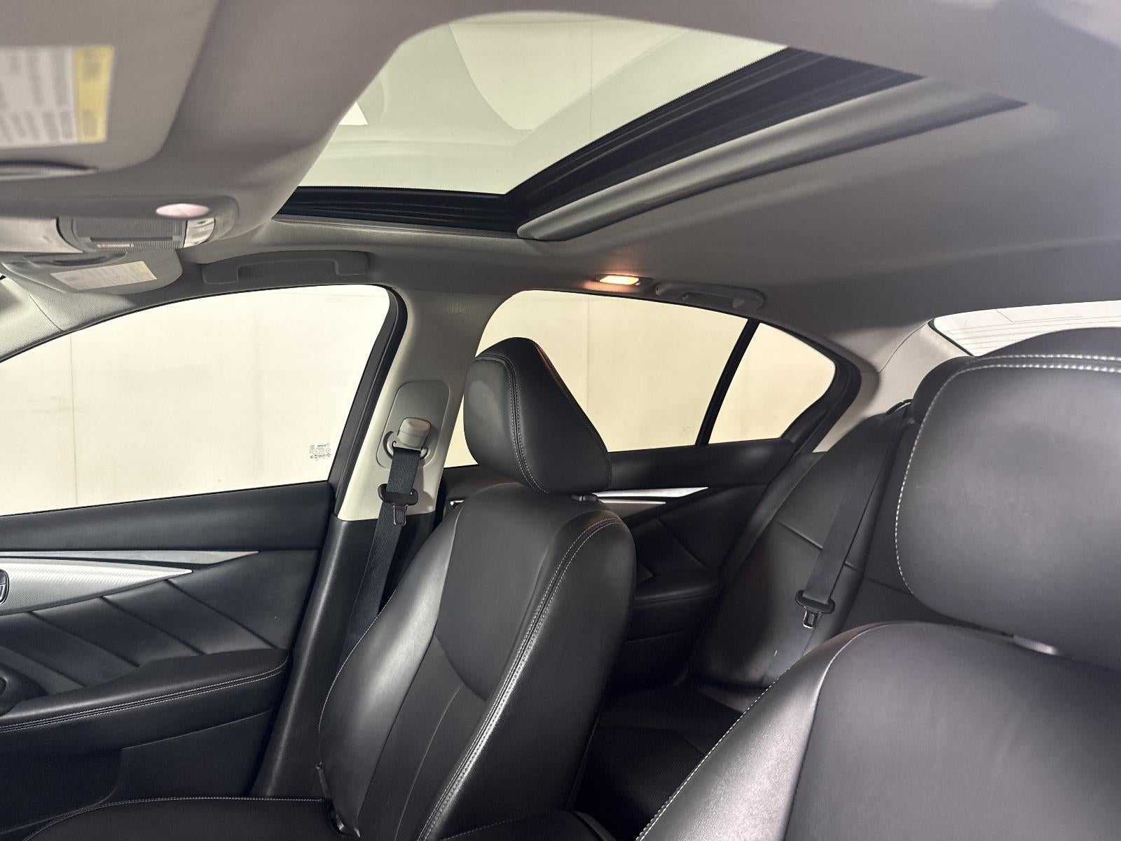 2023 INFINITI Q50 LUXE