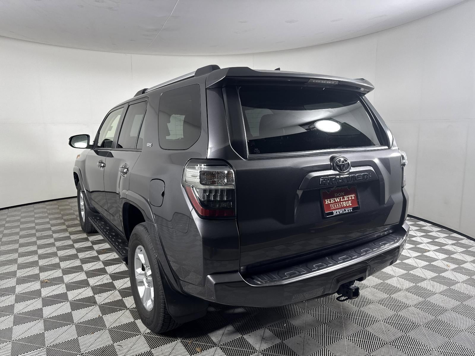 2022 Toyota 4Runner SR5
