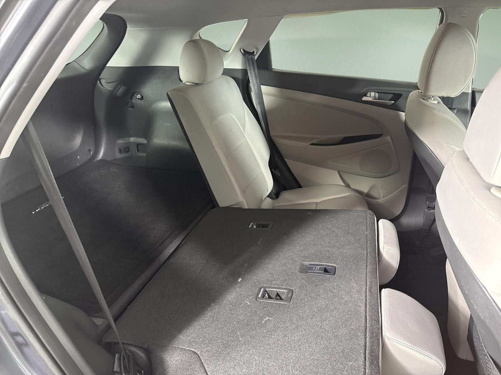 2019 Hyundai Tucson SE - Photo 17