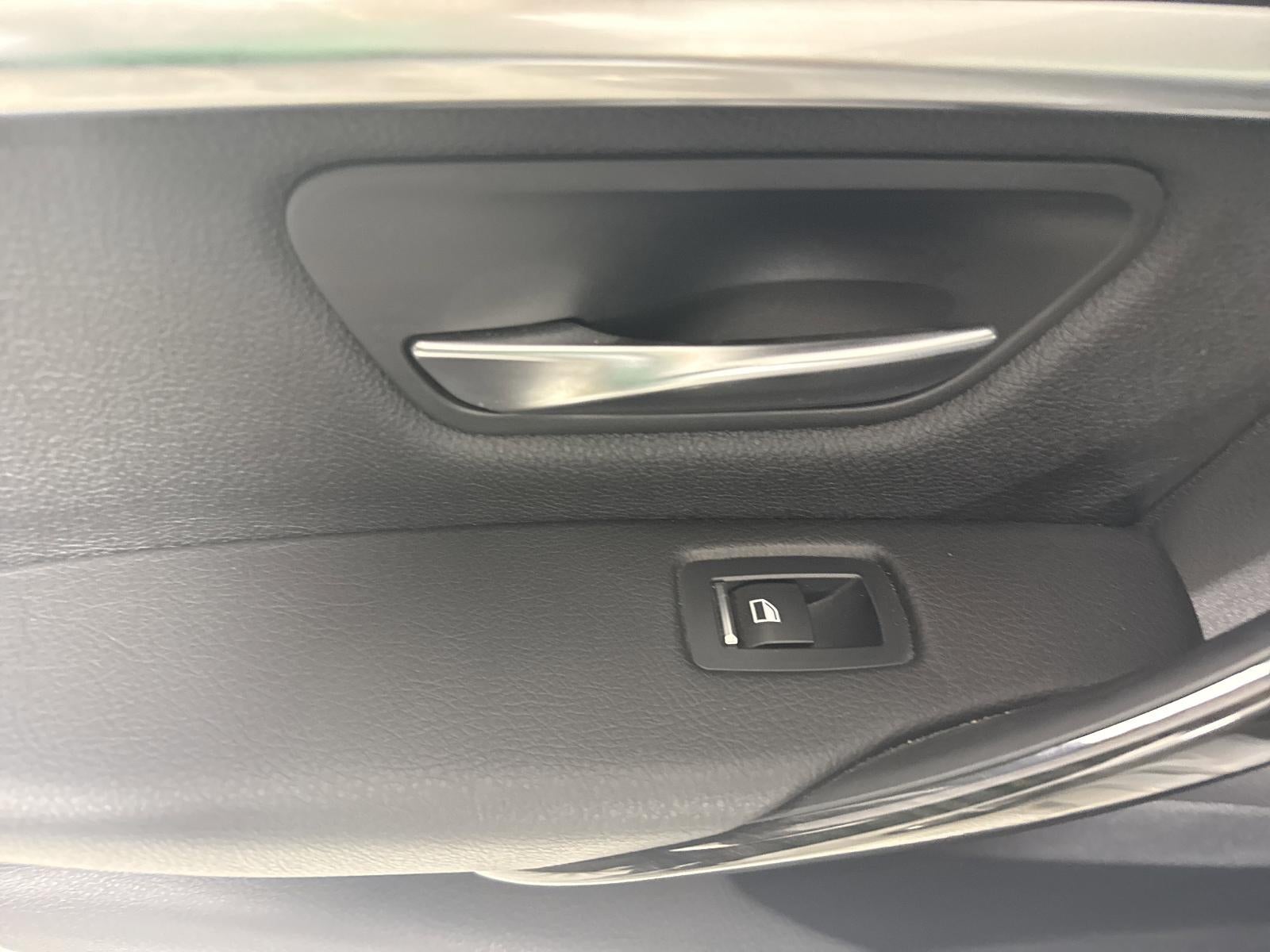 2017 BMW 3 Series 330i