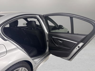 2017 BMW 3 Series 330i