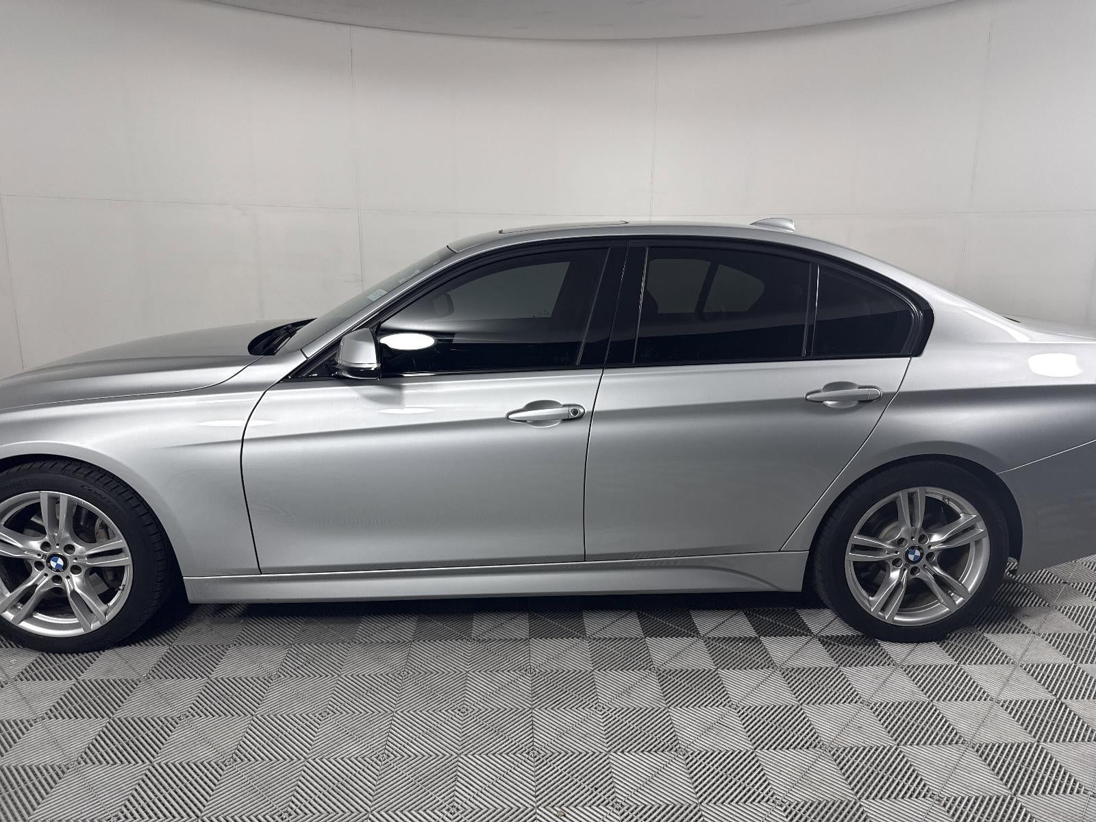 2017 BMW 3 Series 330i