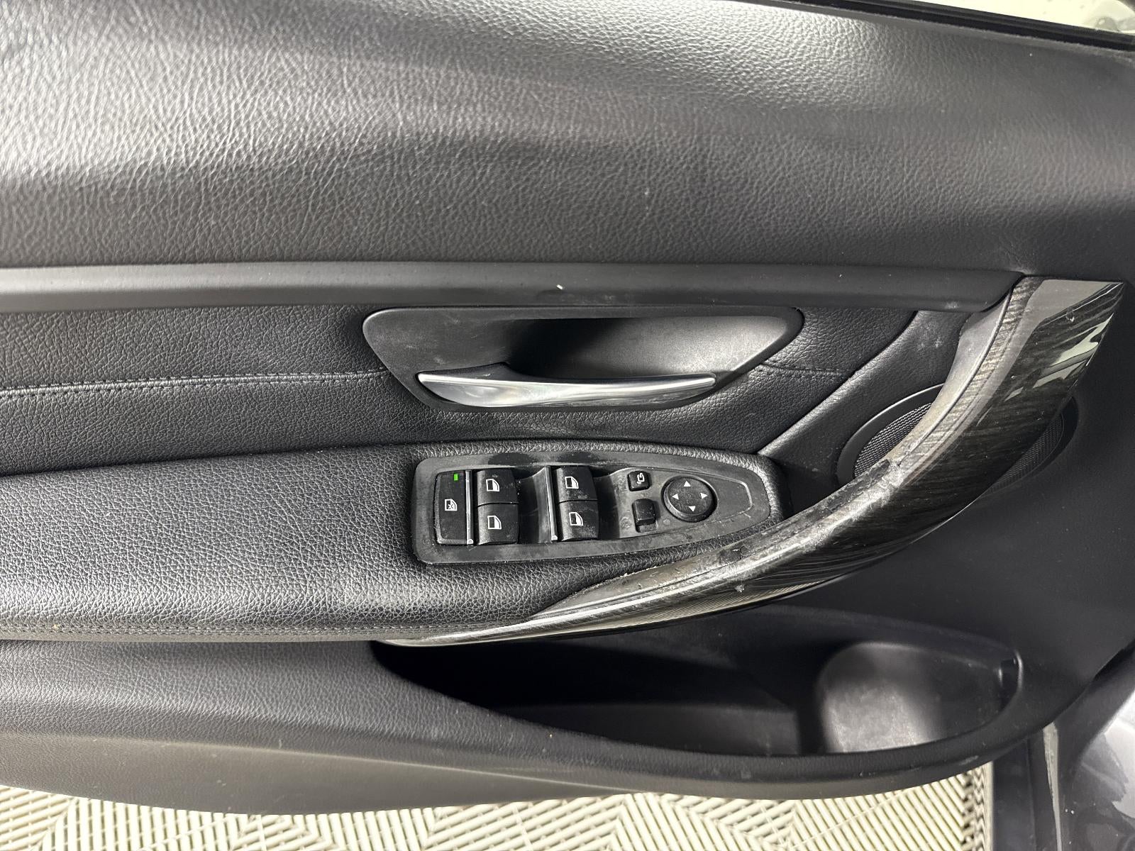 2018 BMW 3 Series 320i xDrive