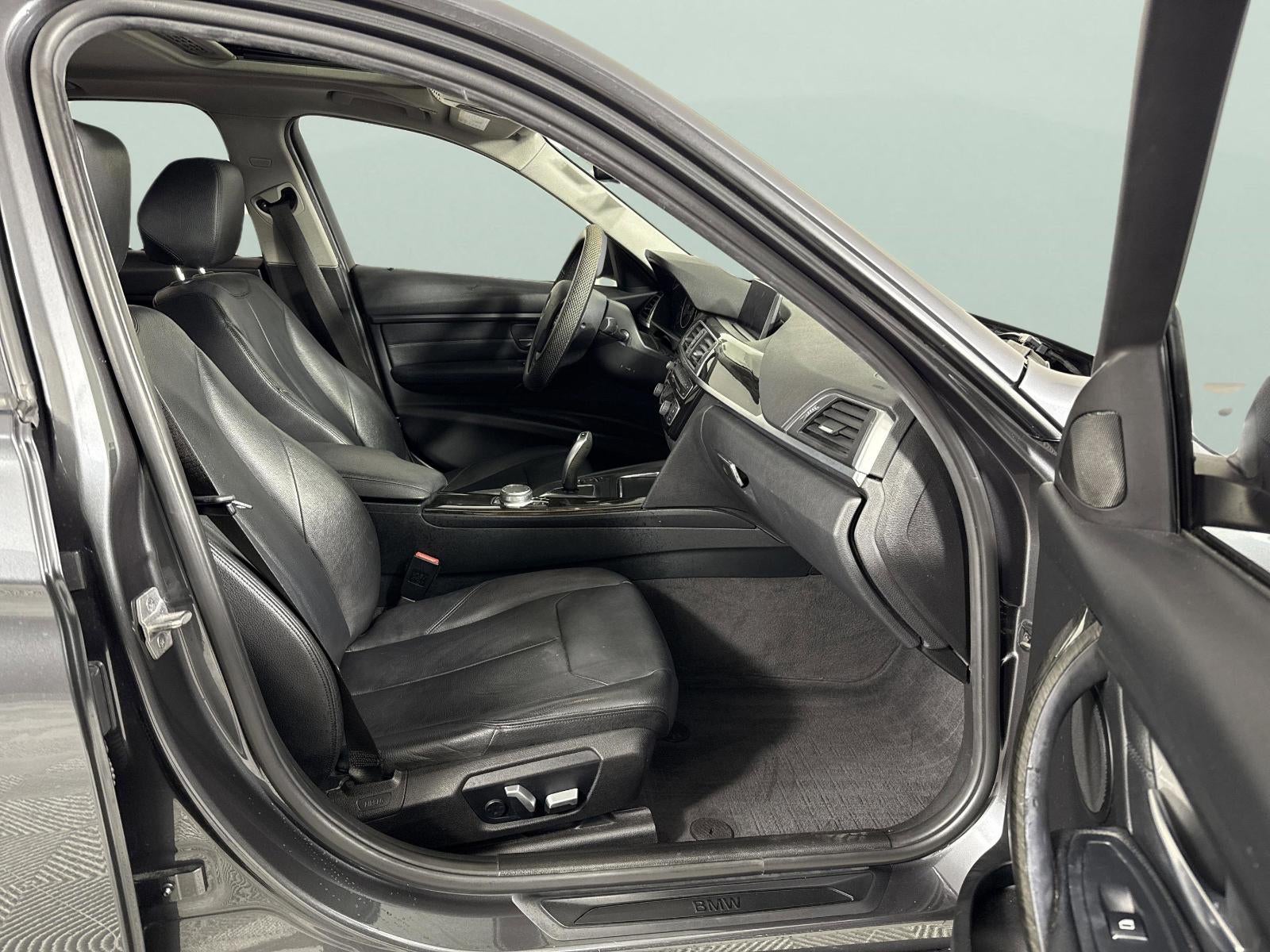 2018 BMW 3 Series 320i xDrive