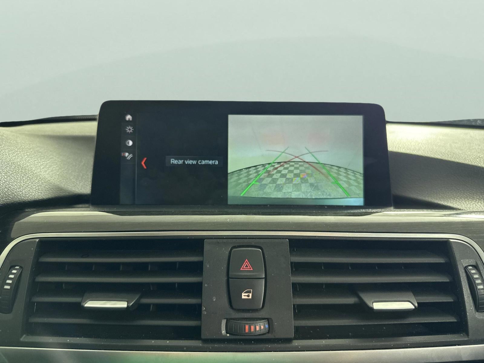 2018 BMW 3 Series 320i xDrive