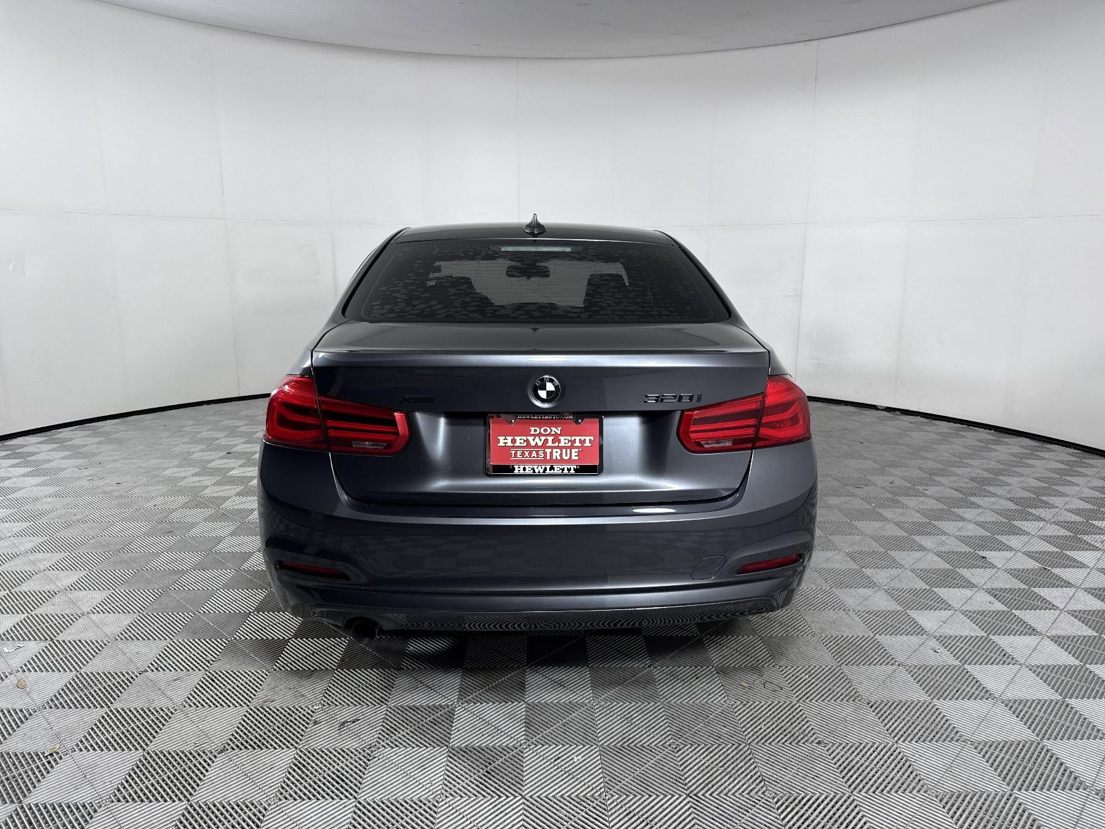 2018 BMW 3 Series 320i xDrive