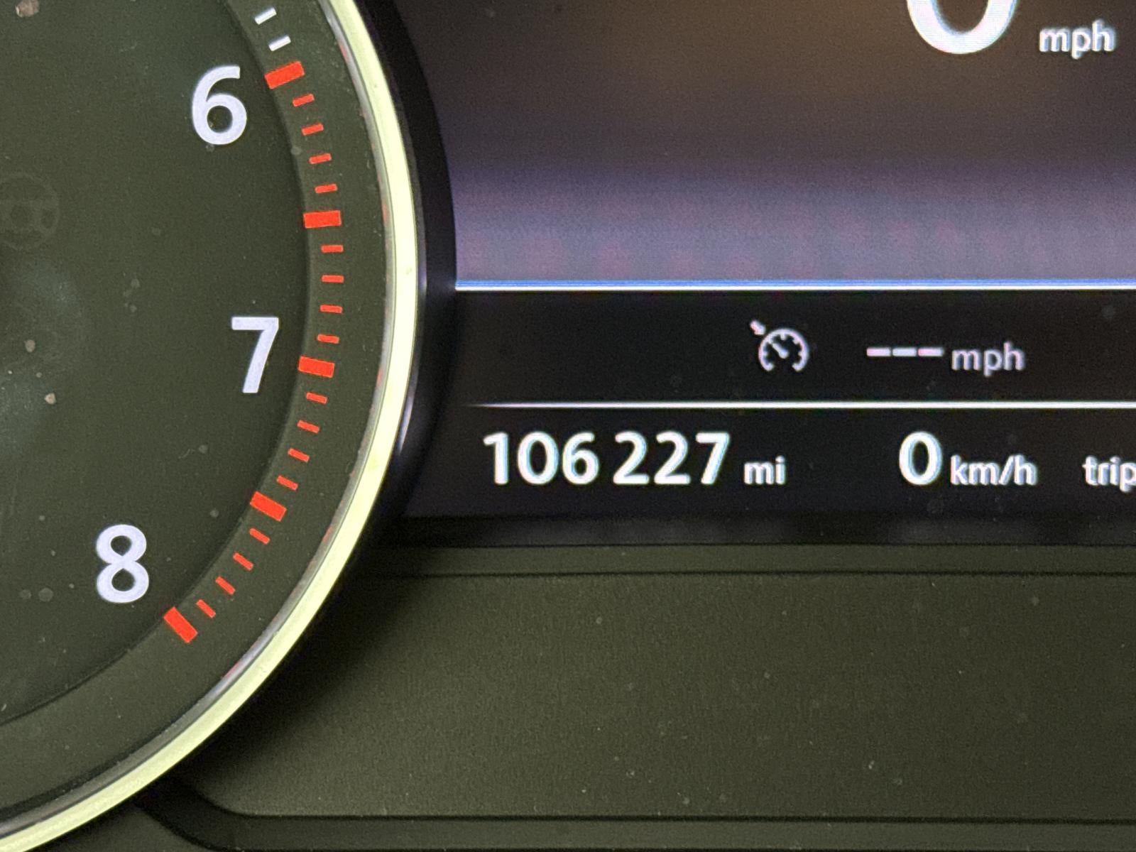 2013 Volkswagen Touareg Sport