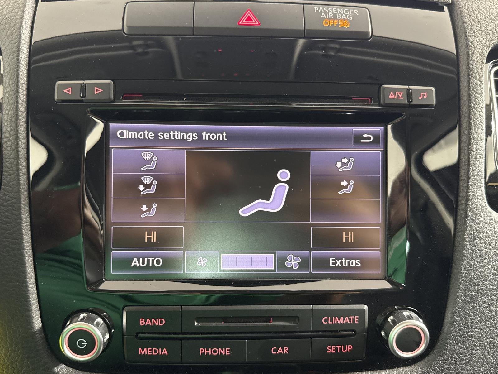 2013 Volkswagen Touareg Sport