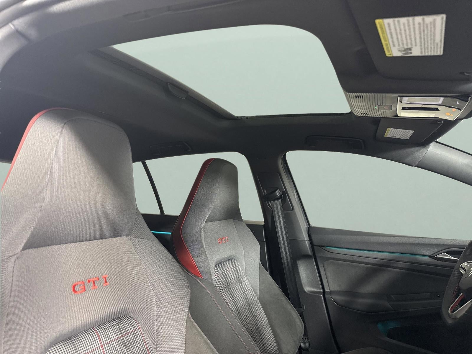 2024 Volkswagen Golf GTI 380 SE