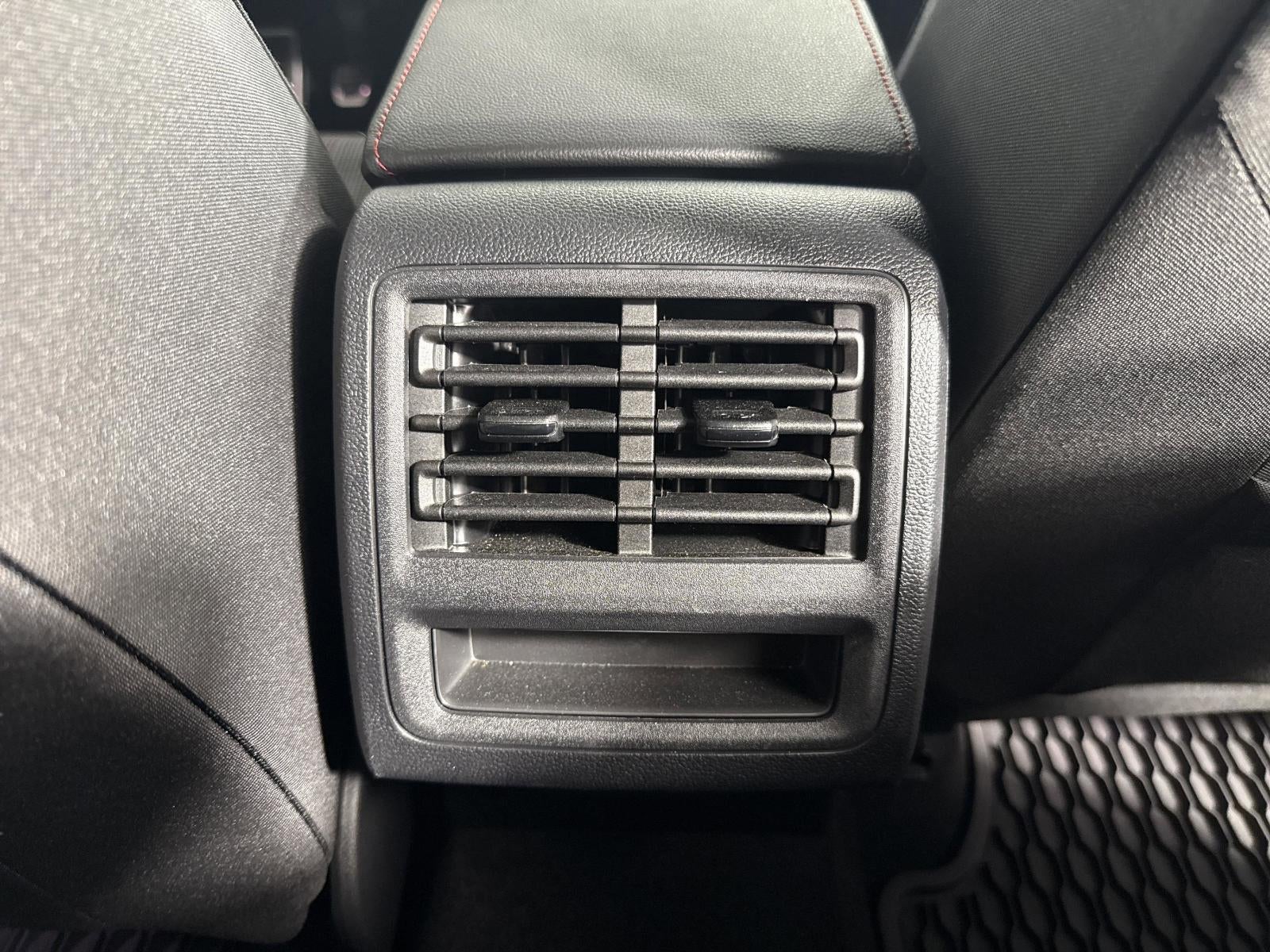 2024 Volkswagen Golf GTI 380 SE